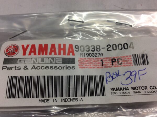 2003 Yamaha Plug