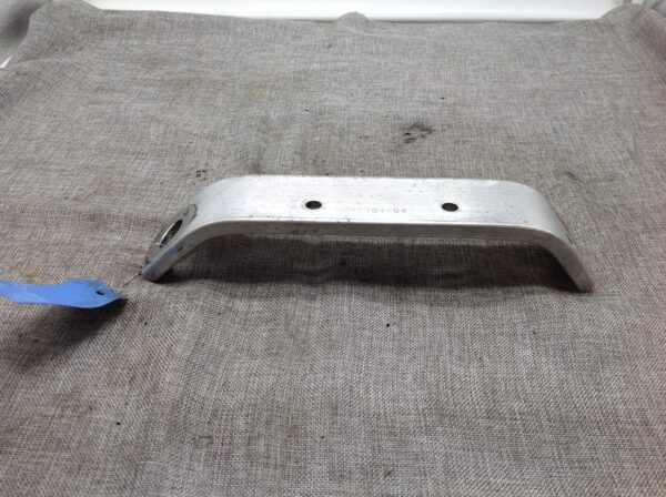 1999 Polaris Right Motor Mount Plate - Image 4