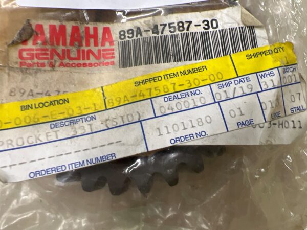1992 Yamaha Sprocket Lower - Image 3