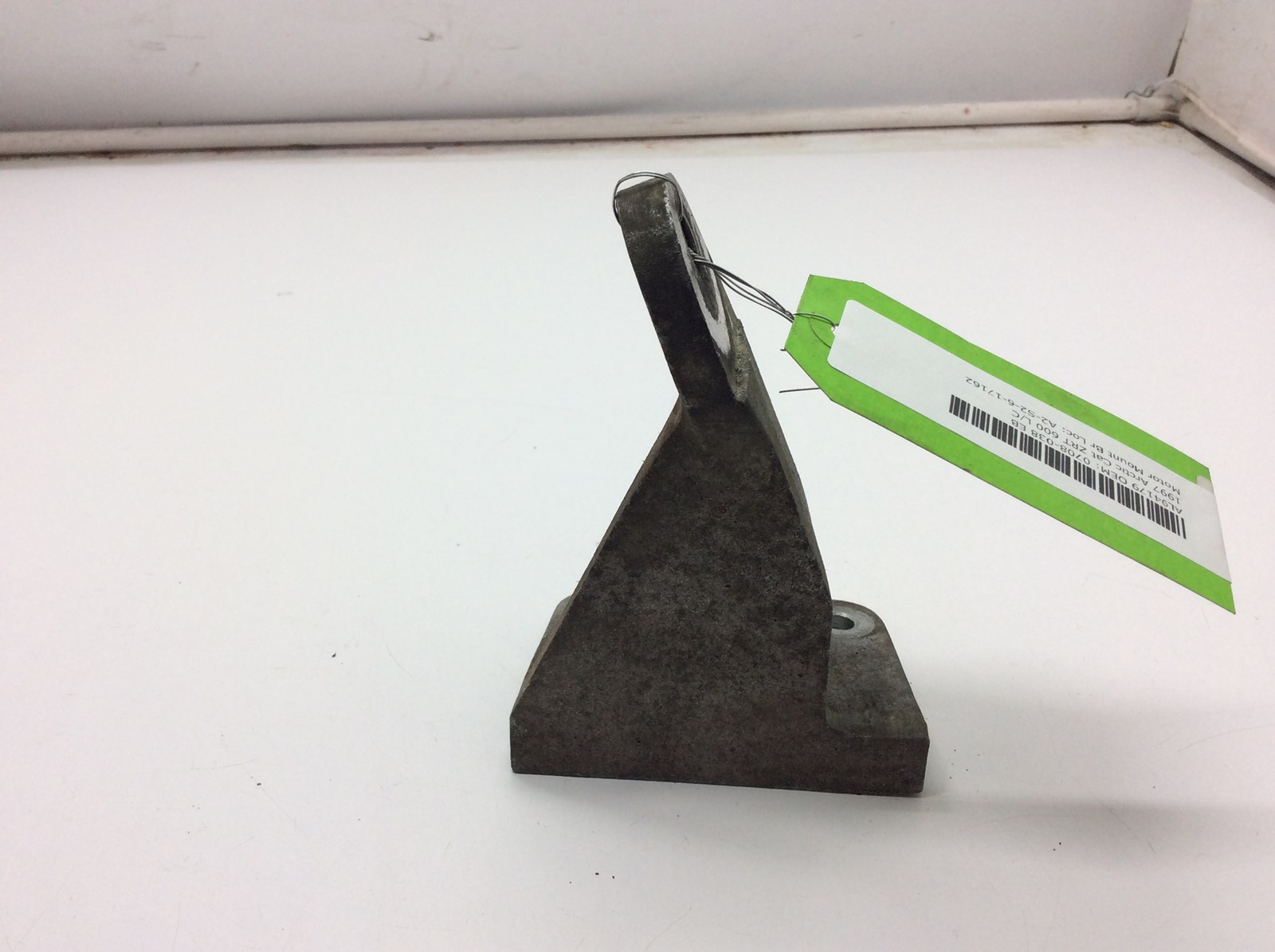 1997 AC ZRT 600 L/C Motor Mount Bracket - Image 4