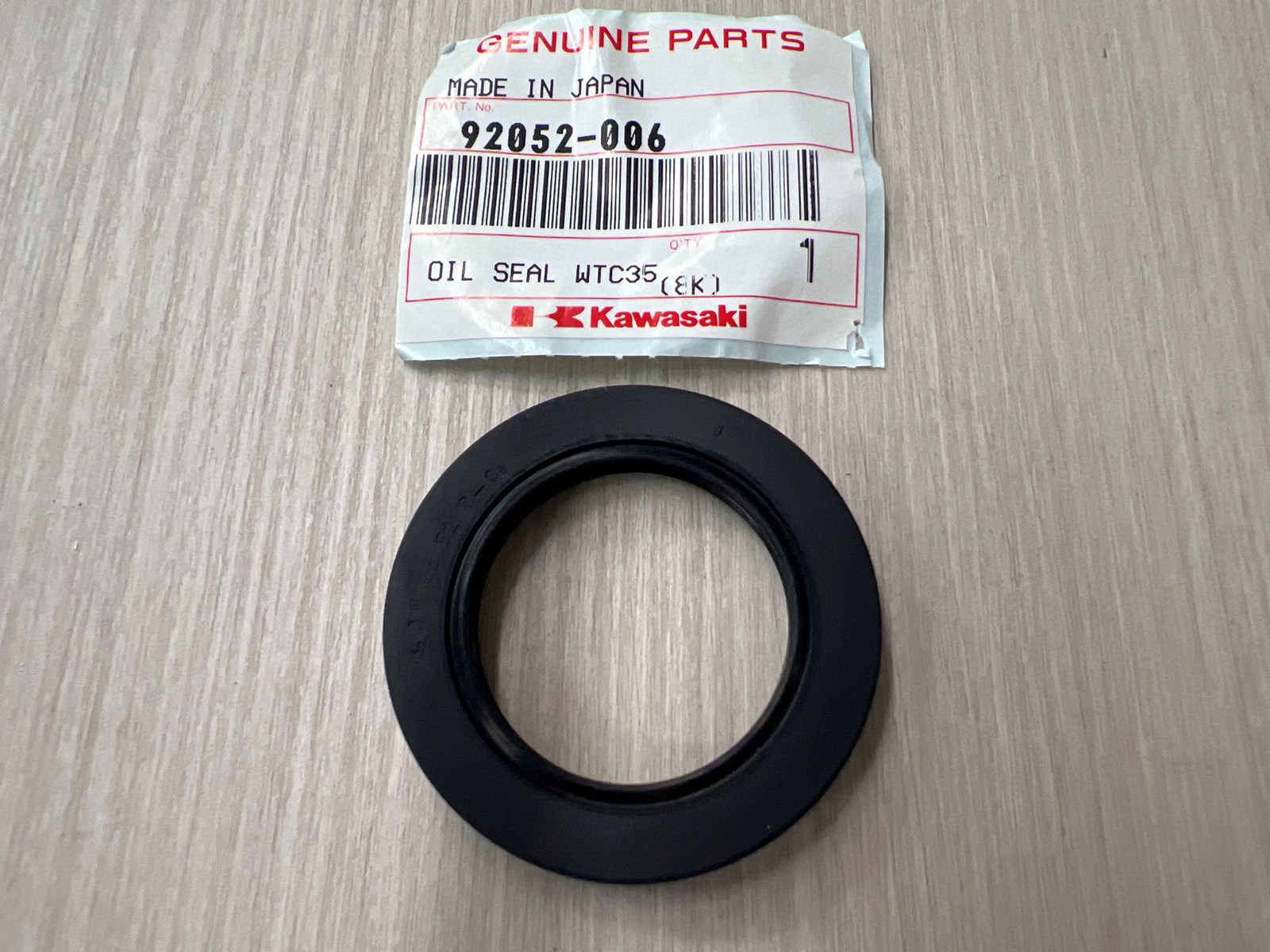 OIL SEAL - replaced by #92049-1287