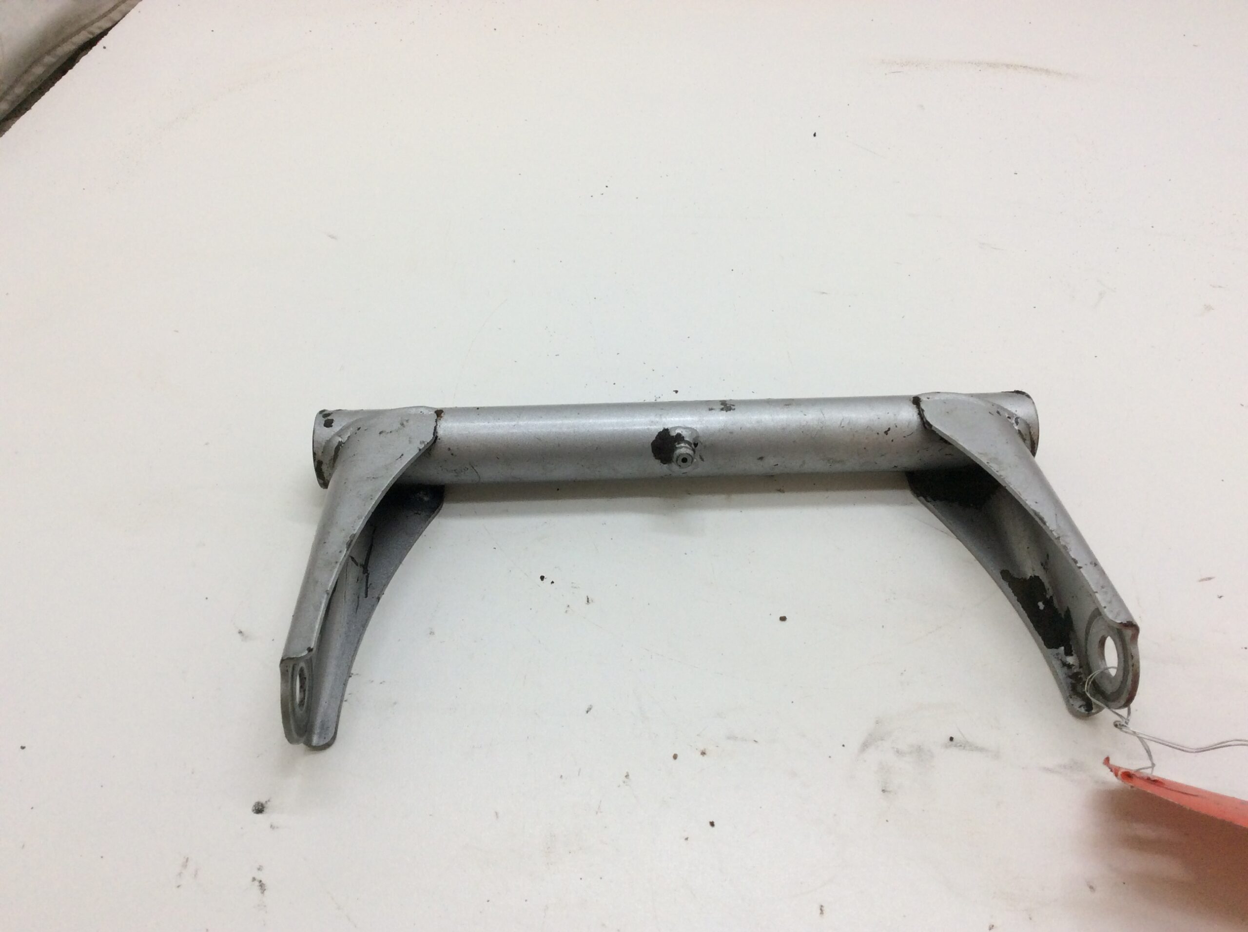 2007 Yamaha Lower Rear Swing Arm - Image 2