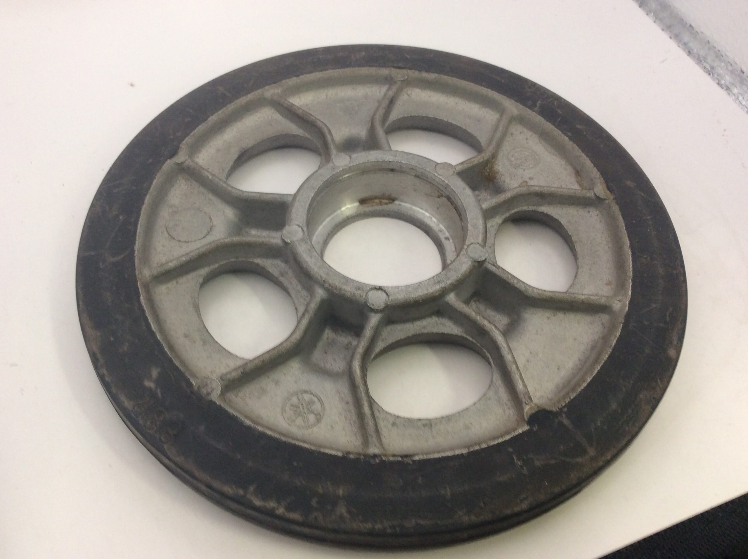 1992 Yamaha Idler wheel - 6.25" - Image 3