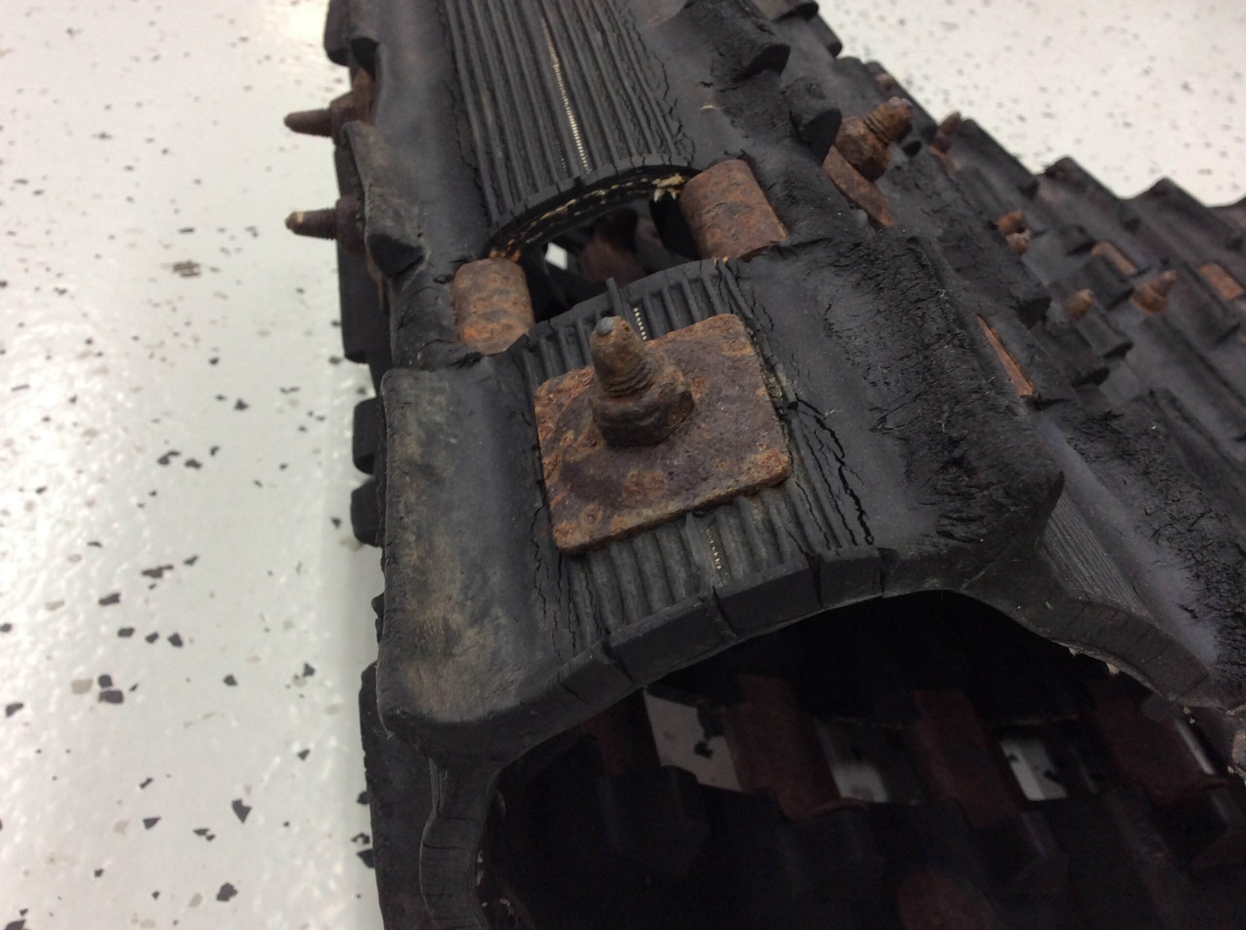 2006 Arctic Cat Used Track 15x121" - Image 3