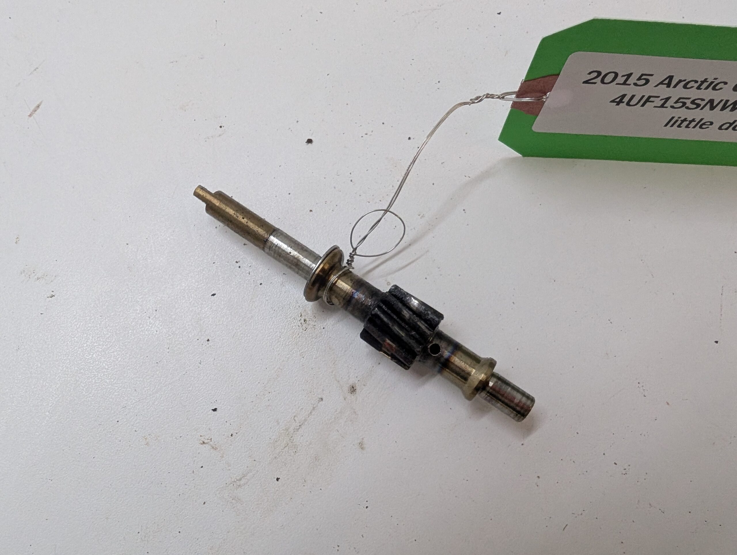 2004 Arctic Cat Oil Pump Drive Shaft - Image 4