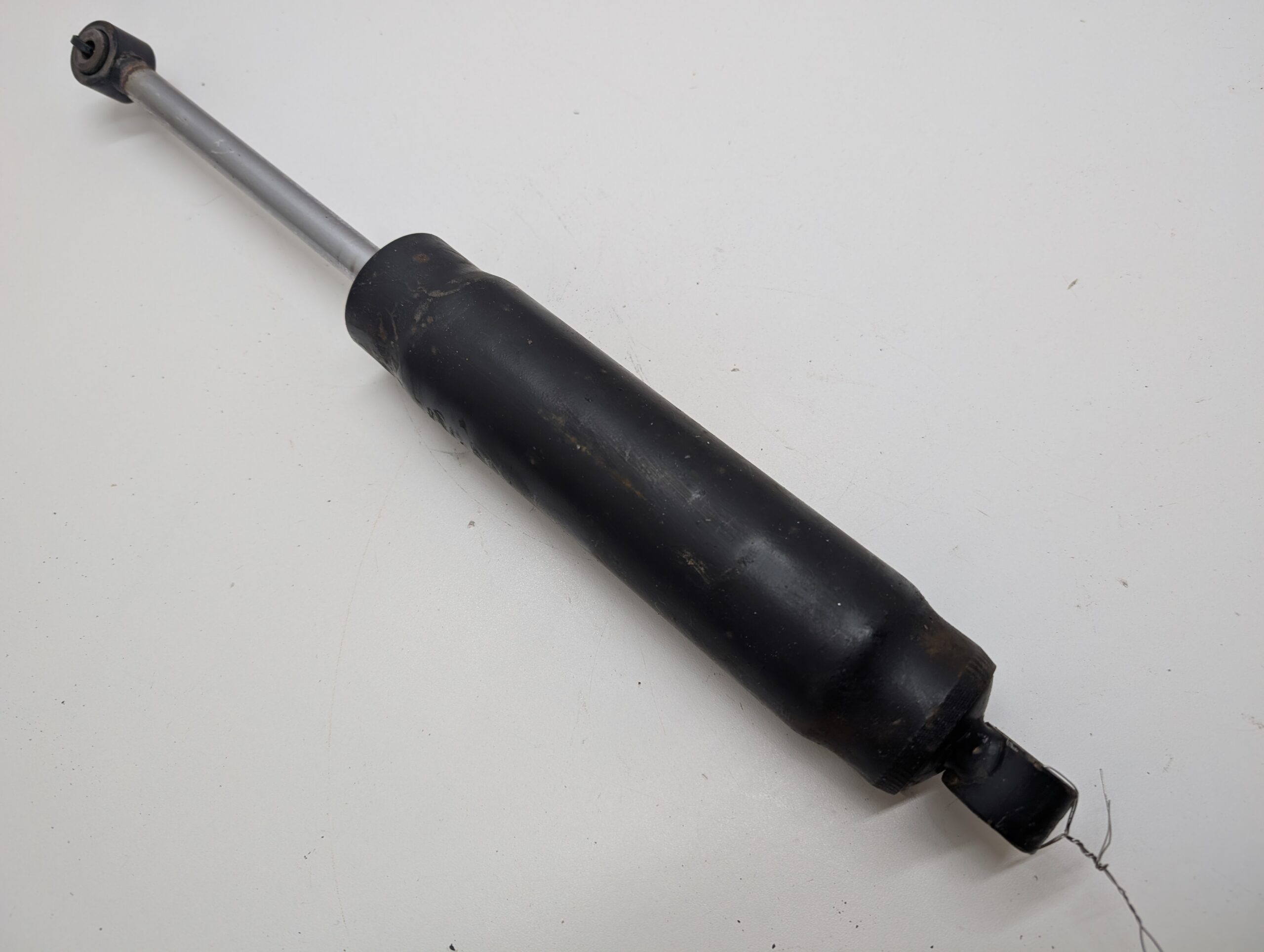 Rear Hydraulic Shock - See Comments