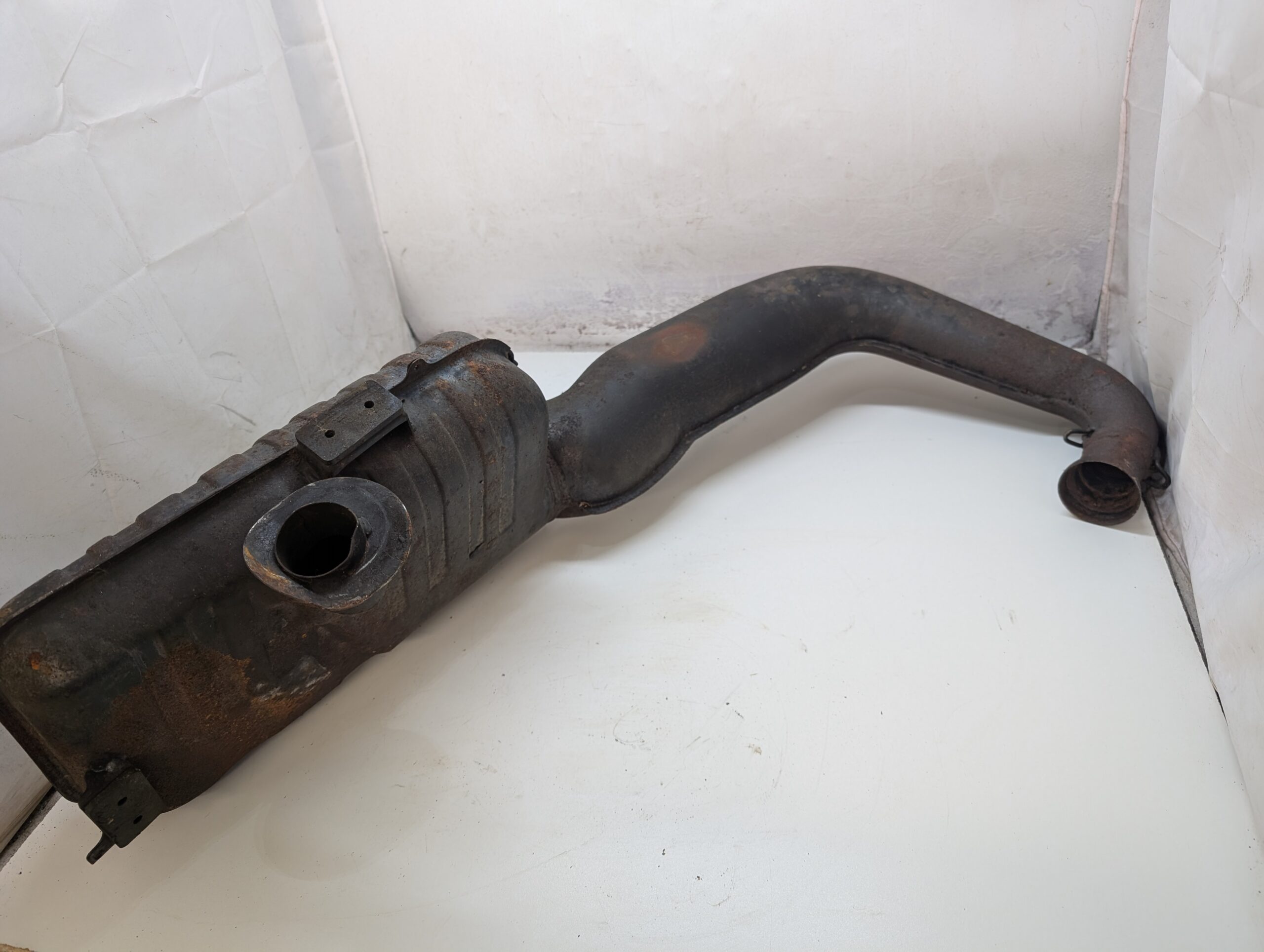 1991 Yamaha Muffler - Image 4