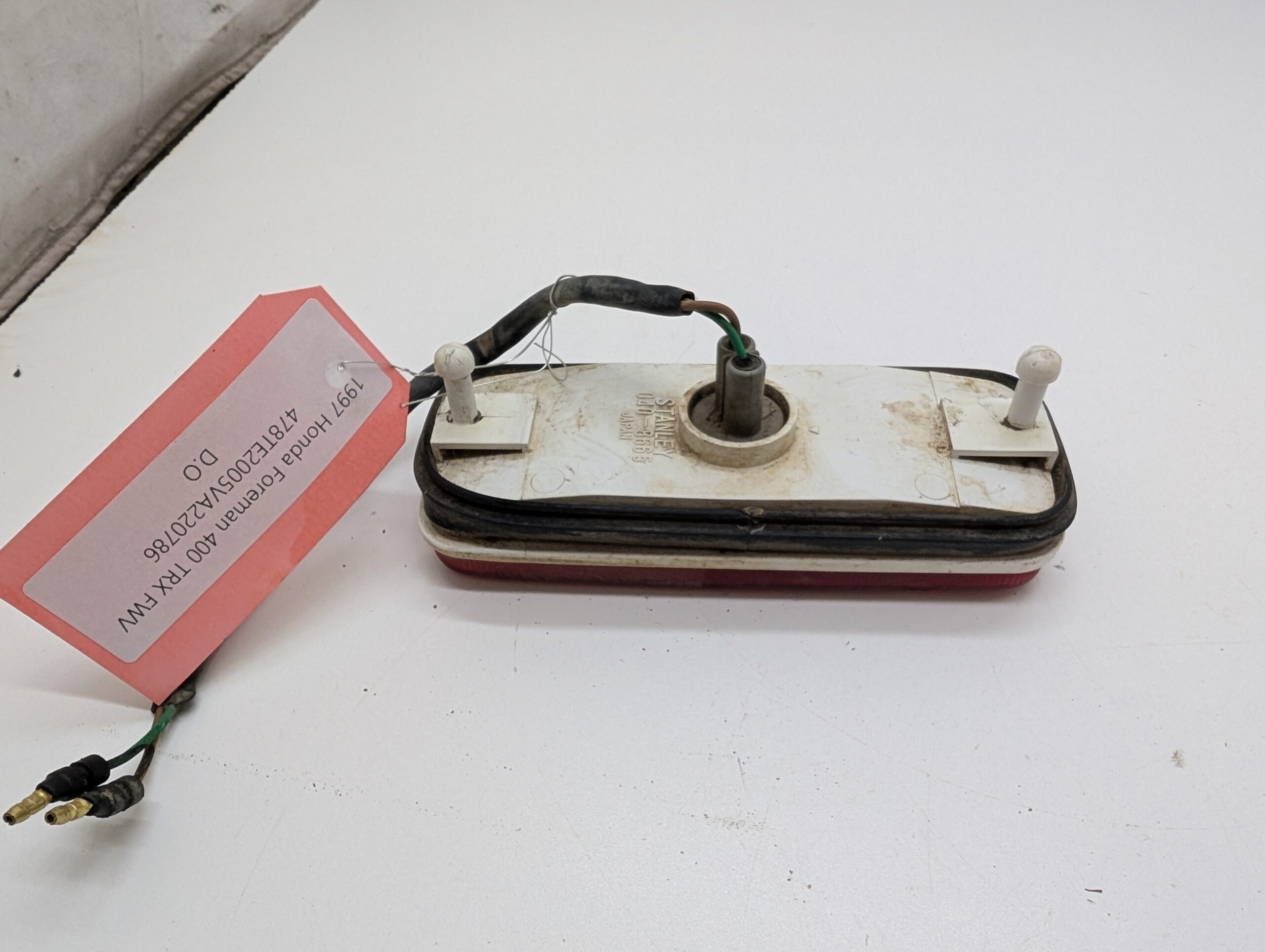 1999 Honda Taillight Assembly W/ Cover - Image 5