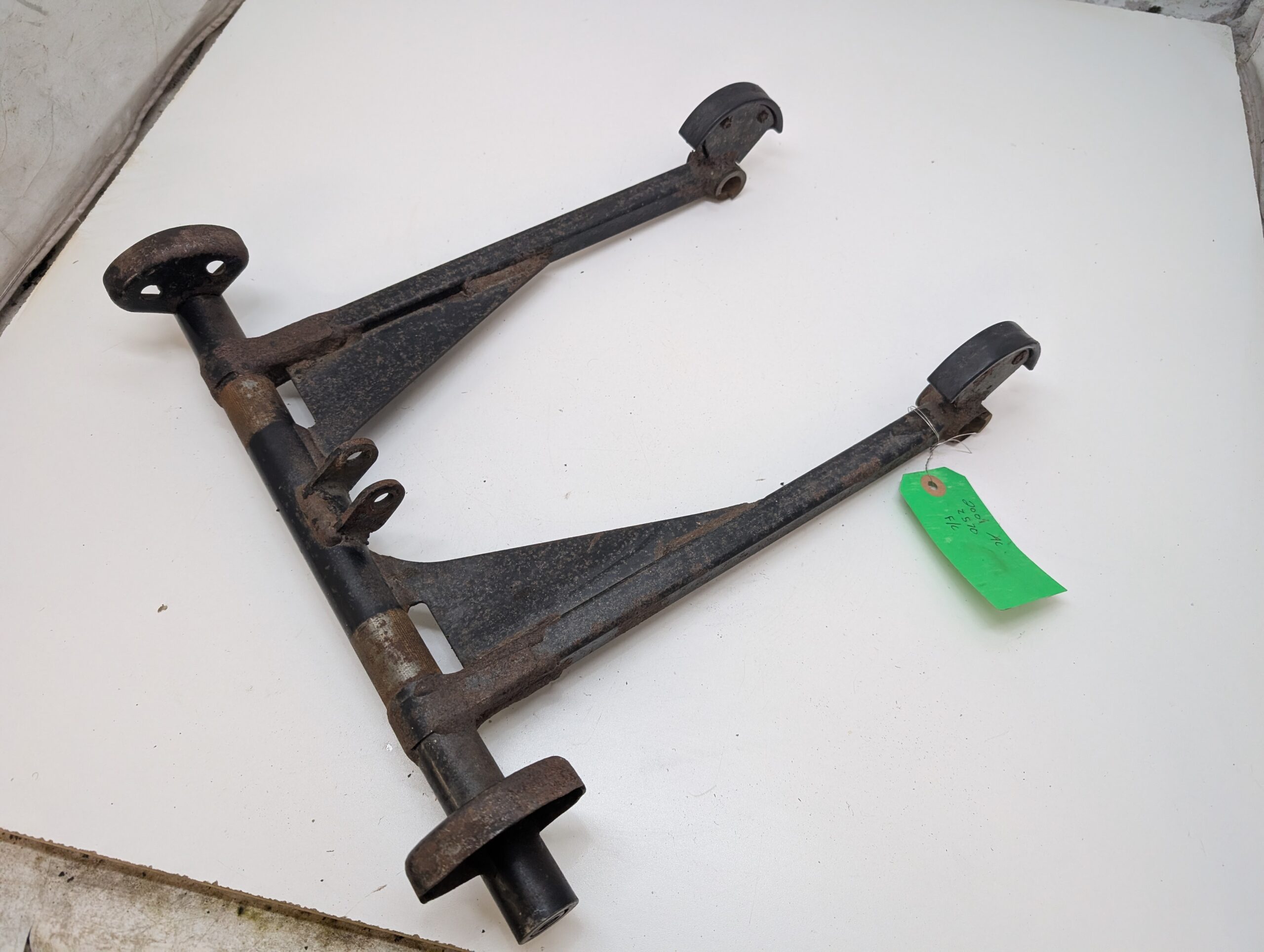 2002 Arctic Cat front arm - Image 3