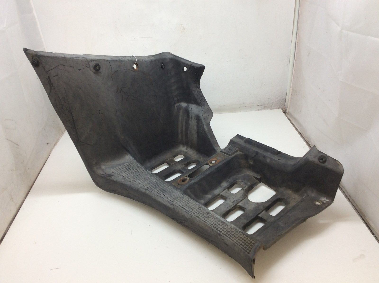 2005 Honda Right Footwell Center Splash guard - Image 3