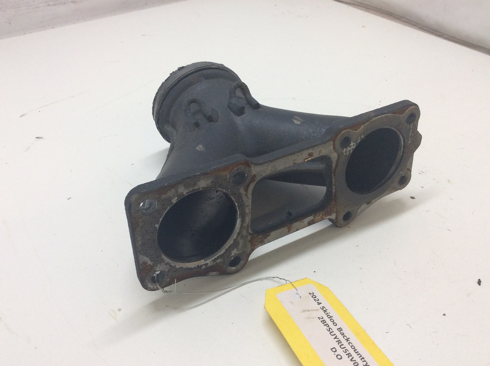 2024 Ski-Doo Y-Pipe - fits XRS - Image 3