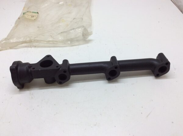 1986-1989 Polaris INDY 600 L/C Water Coolant Manifold - Image 4
