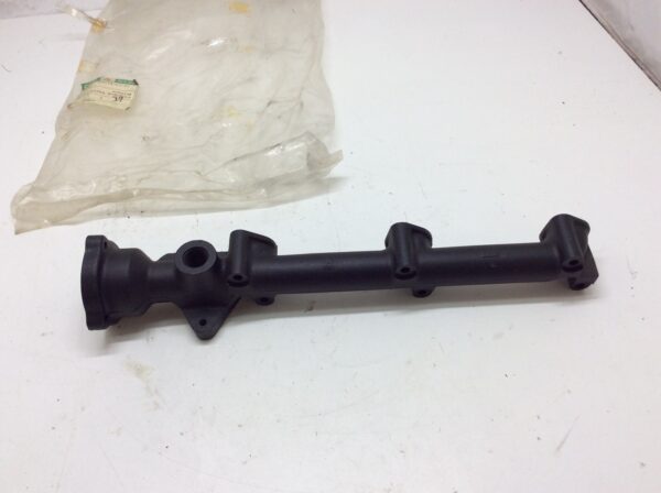 1986-1989 Polaris INDY 600 L/C Water Coolant Manifold - Image 5