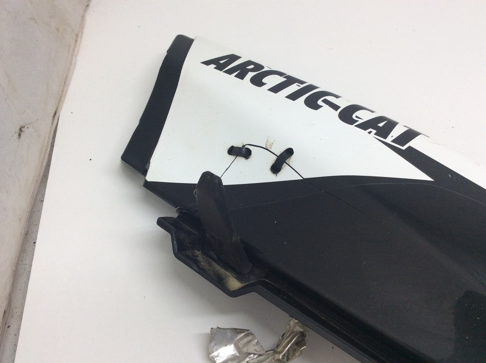 2011 Arctic Cat Right Lower Spar - Image 3