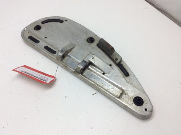 2007 Yamaha Left Front Footrest - fits Roadliner - Image 3