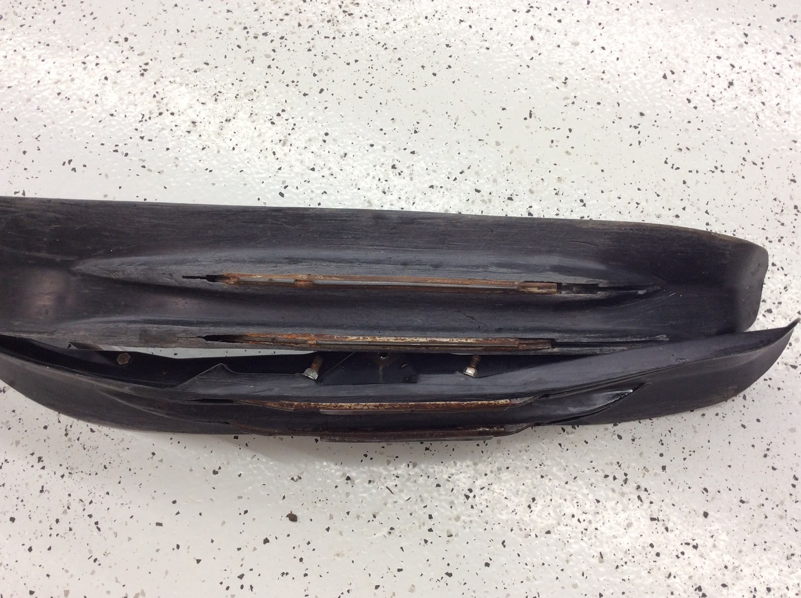 2011 Ski-Doo Plastic Skis (Pair LH&RH) - Image 4