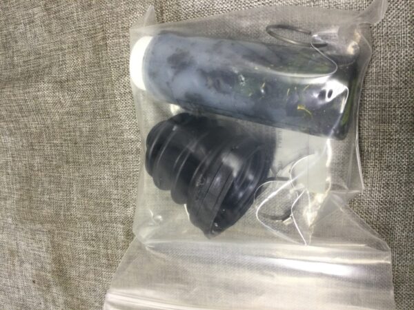 2006 Yamaha Outer CV Boot Kit - Image 2