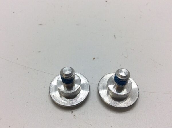 Screws - Set of 2 - Image 5