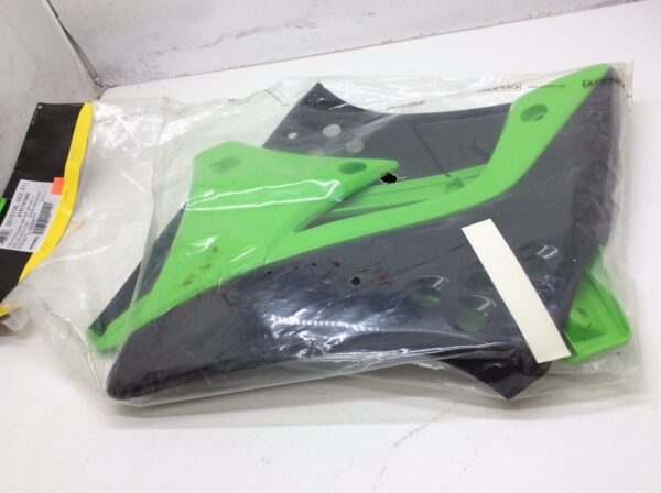 2009 Kawasaki KFX 250 Acerbis Replacement Radiator Shrouds 2141721043 - Image 5