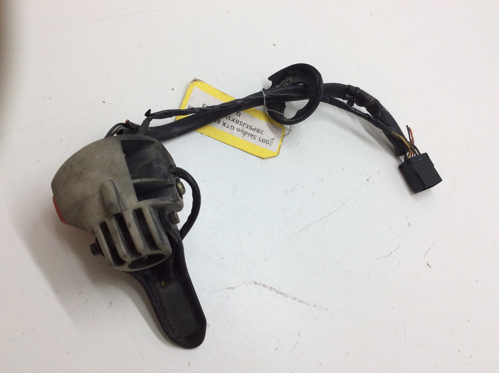 Throttle Block - Image 4