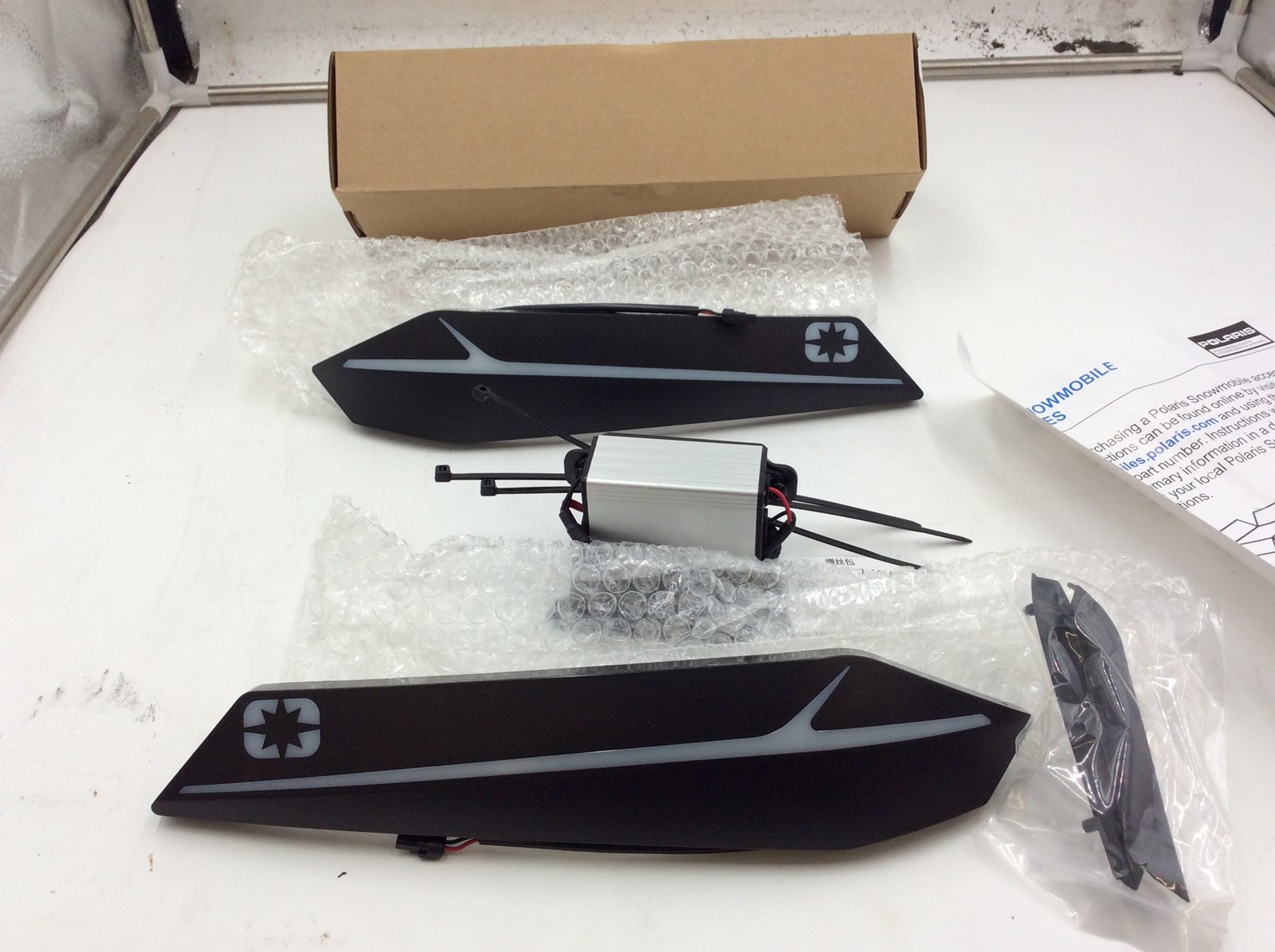 2021 Polaris Snowmobile Defend Handguard Signature Lights - Image 2