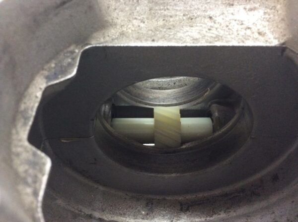 2001 Ski-Doo crank case - Image 4