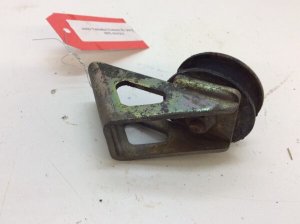 2000 Yamaha Motor Mount Bracket Upper Front W Damper - Image 5