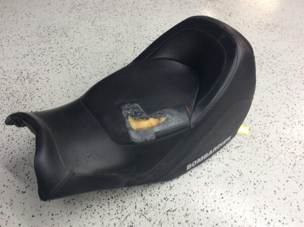 2005 Ski-Doo Front seat