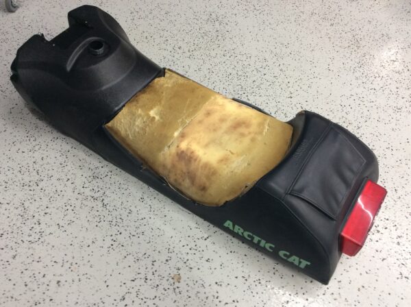 2001 Arctic Cat Seat/Gas Tank - Image 2