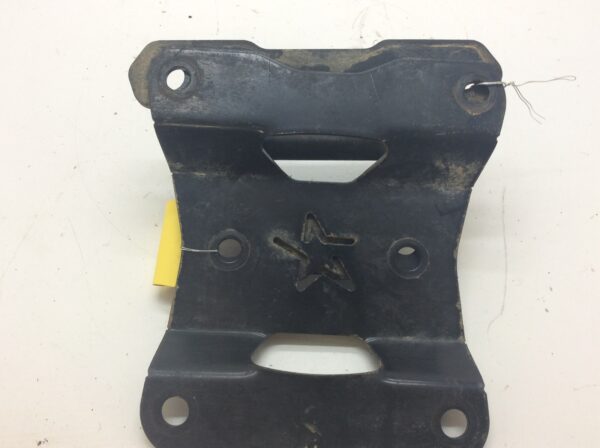 2020 Can-Am Lonestar Rear Trailing arm plate with hook attachment - Image 5
