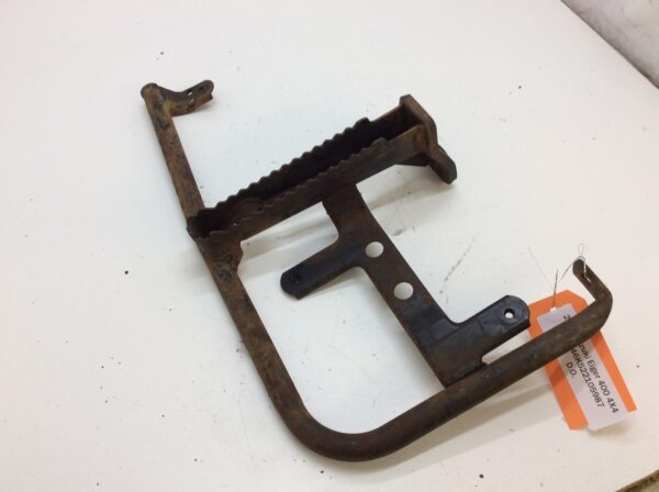 2002 Suzuki Left Footrest - fits Eiger - Image 2