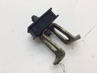 1998 Yamaha Upper Front Motor Mount Bracket