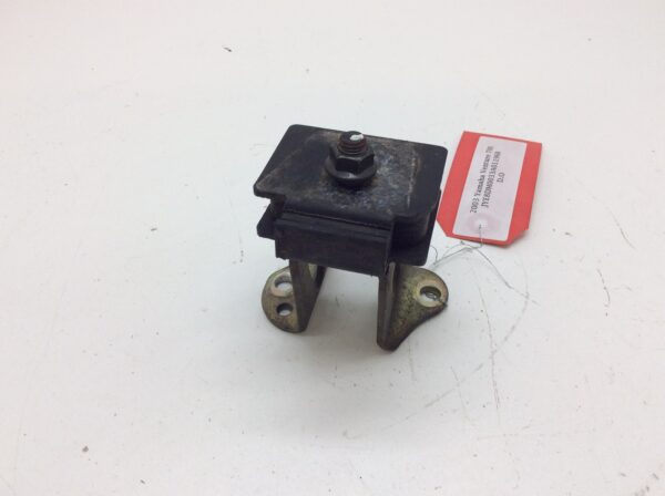 1998 Yamaha Upper Front Motor Mount Bracket - Image 4