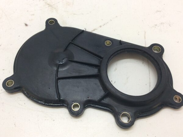 1989 Yamaha Oil Pump Cover - Image 3