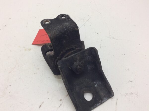 1989 Yamaha Front Upper Motor Mount Bracket - Image 2