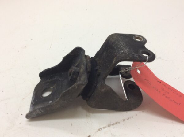1989 Yamaha Front Upper Motor Mount Bracket - Image 3