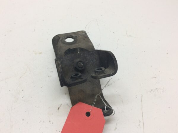 1989 Yamaha Front Upper Motor Mount Bracket - Image 5