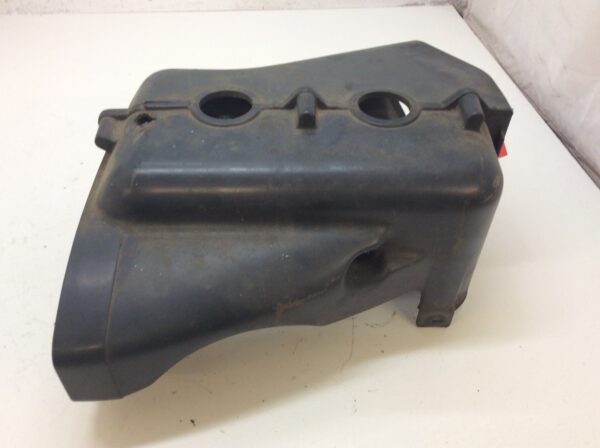1989 Yamaha Engine Shroud - Image 2
