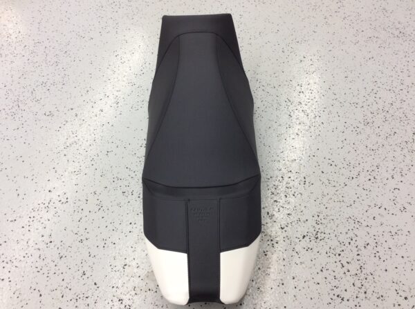 2023 Arctic Cat Seat - Image 3