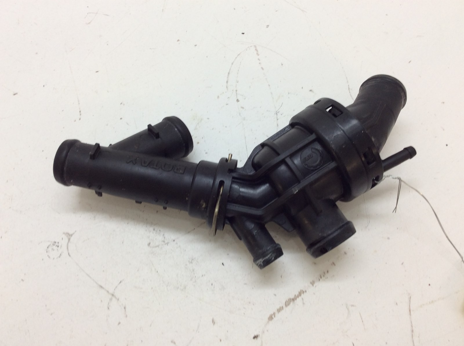 2019 Ski-Doo Thermostat Housing - fits mxz blizzard 600r etec - Image 4