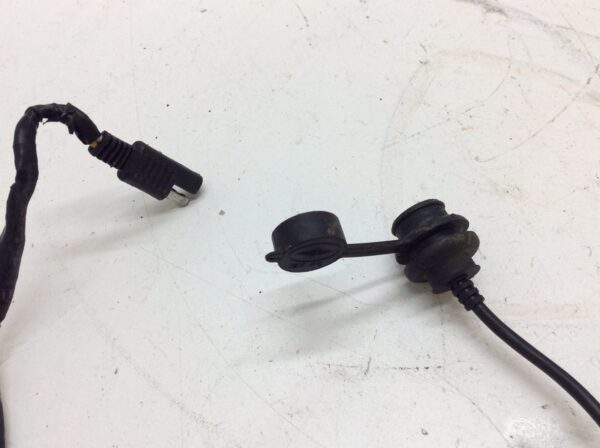Helmet Plug 2016-2019 - Image 3