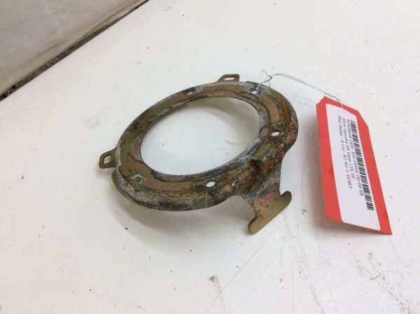 2014 Yamaha Fuel Pump Bracket - Image 4