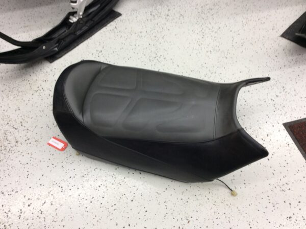2008 Yamaha Seat