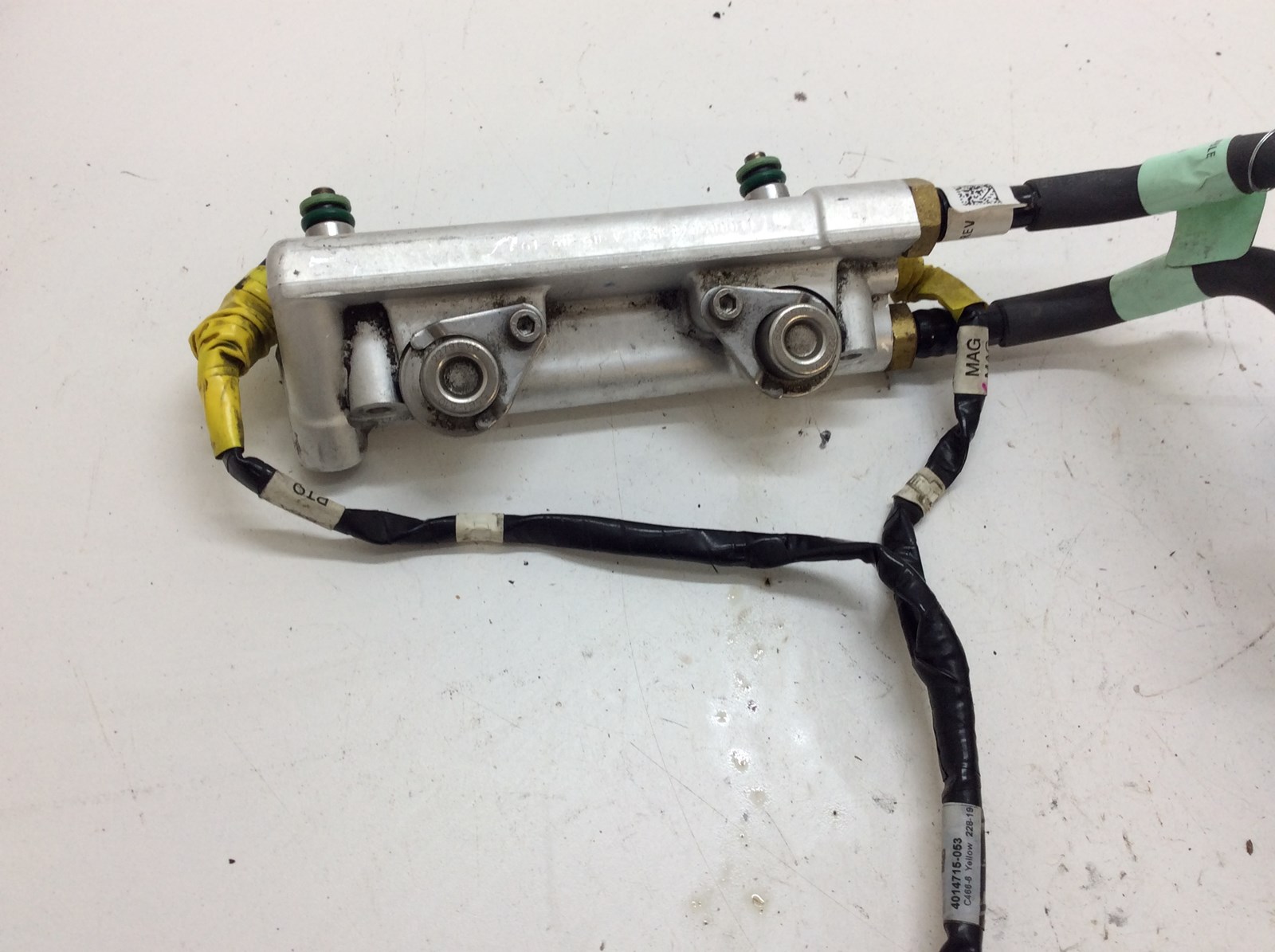 2020 Polaris Fuel rail W Yellow Injectors And Harness - fits Switchback XCR 800 - Image 5