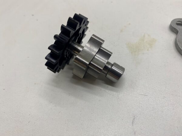 2011 Can-Am Oil Pump Assembly - Image 2