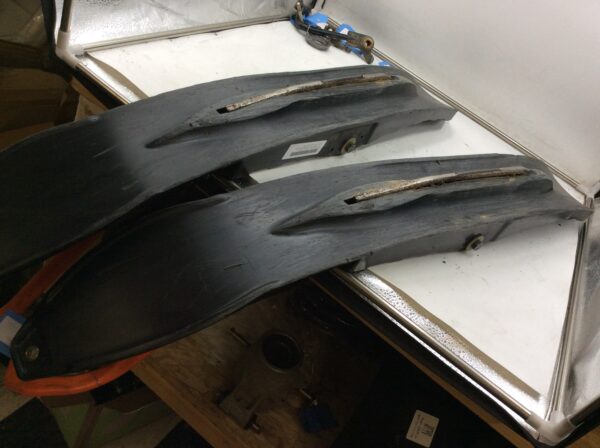 2020 Polaris Plastic Ski  XCR 800 PAIR - Image 5