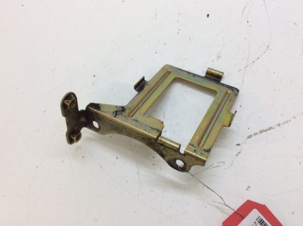 2006 Yamaha Unit Bracket - Image 4