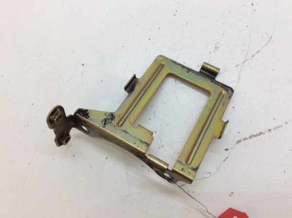 2006 Yamaha Unit Bracket - Image 5