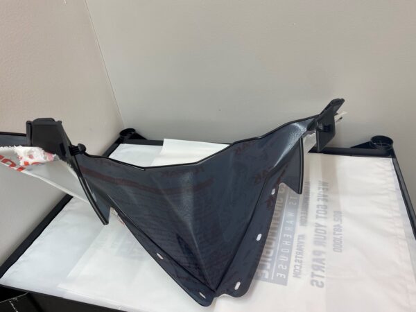 2023 Polaris Mid Smoke Polycarbonate Windshield- Matryx Chassis - Image 4