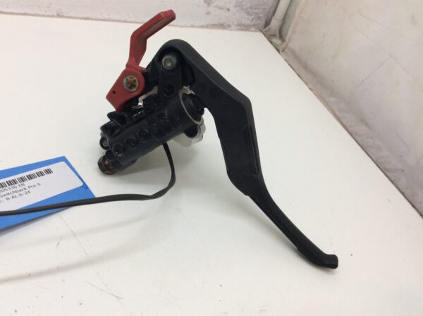 2015 Polaris Master Cylinder W Levers - Image 4